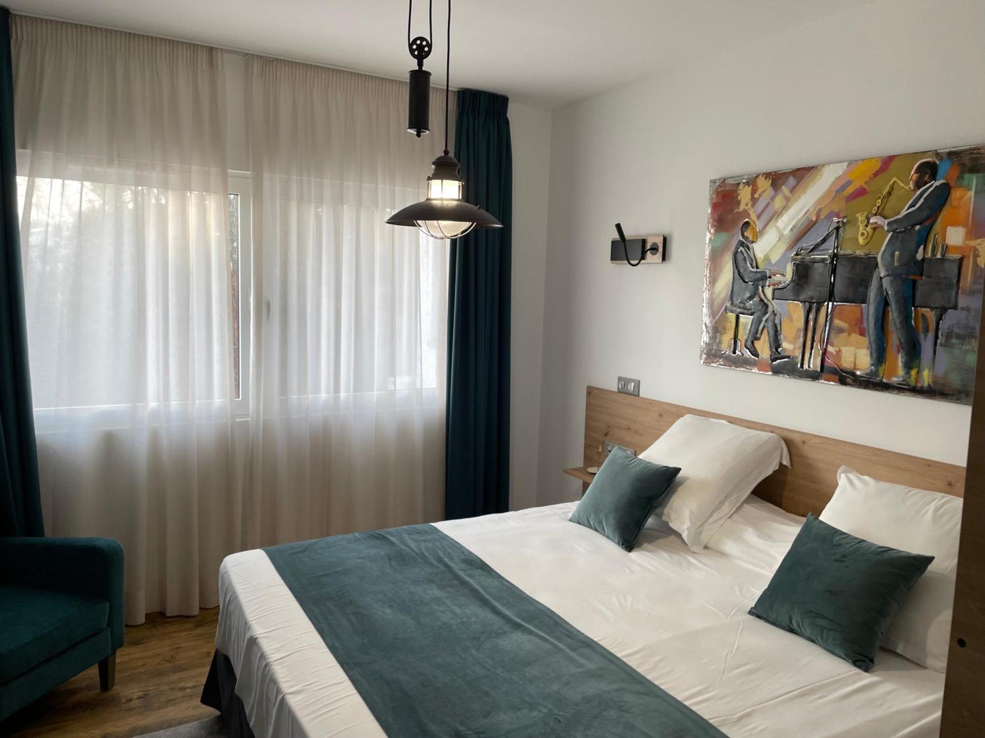 מיחאס Hotel El Chaparral מראה חיצוני תמונה